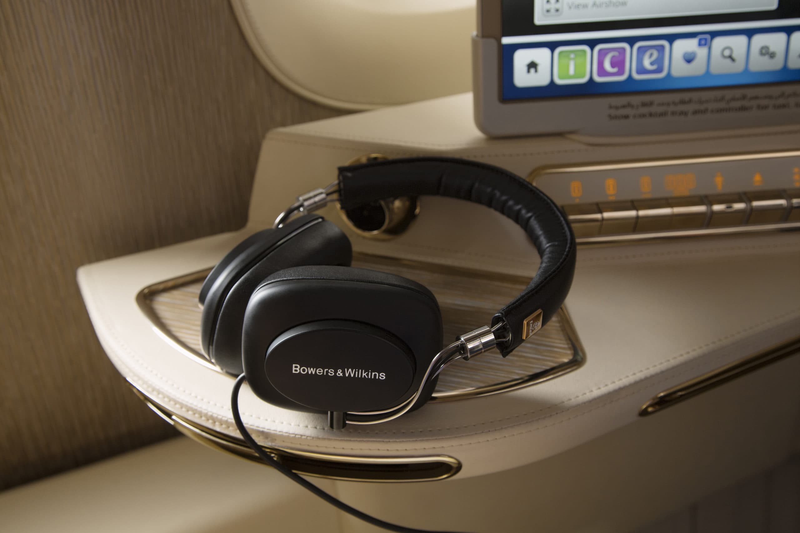 Headphones-business-class